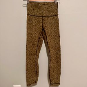 Lululemon leggings
